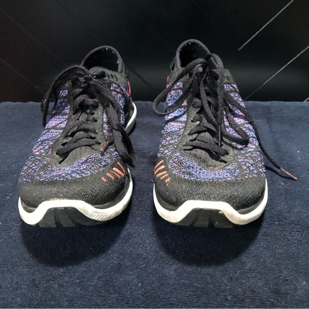 Women’s Under Armour Threadborne Shoes Size 9 - Picture 3 of 8